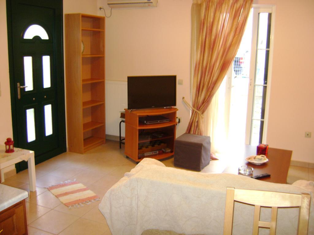 Spiro'S Apartment Lefkada City Room photo